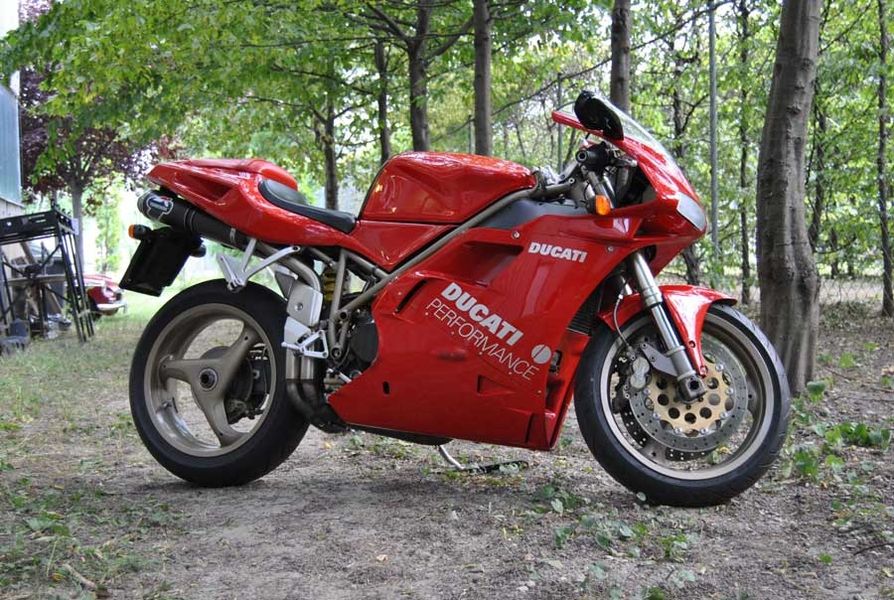 Ducati 748 Biposto